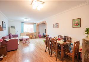 辽阳万隆二手房